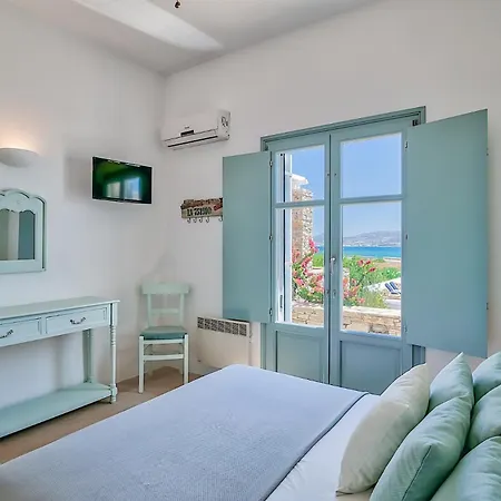 فيلة Afroditi Antiparos Town